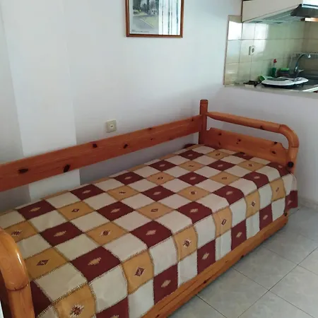 Milos Apartmán