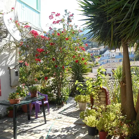 Milos Apartmán *