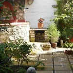 Apartment Milos *
