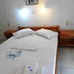 Milos * Agios Nikitas
