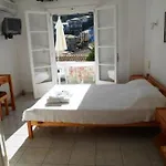 Milos *