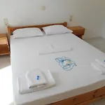 Apartment Milos *