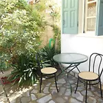 Milos Agios Nikitas